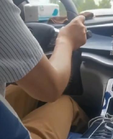 新手司机视频,从视频看驾驶技巧与安全意识培养